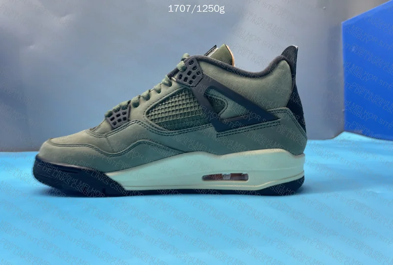 Jordan 4 Undefeated 3
