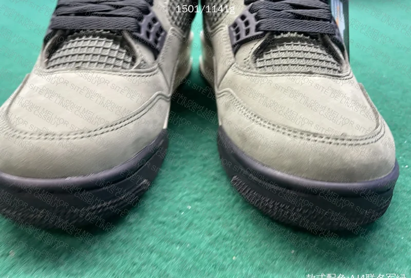 Jordan 4 Undefeated 3