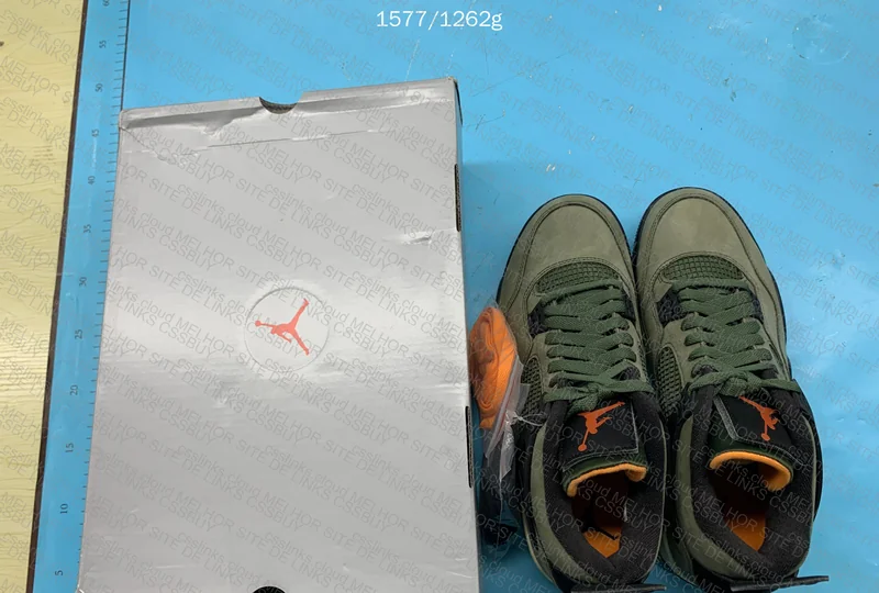 Jordan 4 Undefeated (GX B) 10