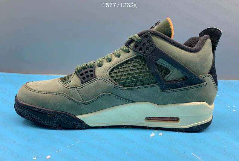 Jordan 4 Undefeated (GX B) 4