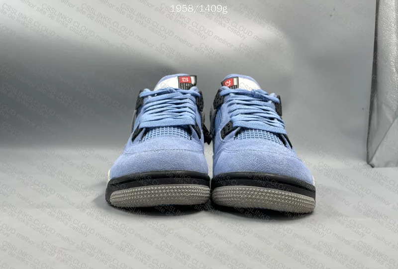 Jordan 4 university blue 3