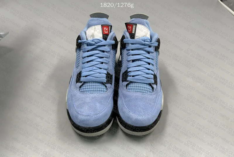 Jordan 4 University Blue 3