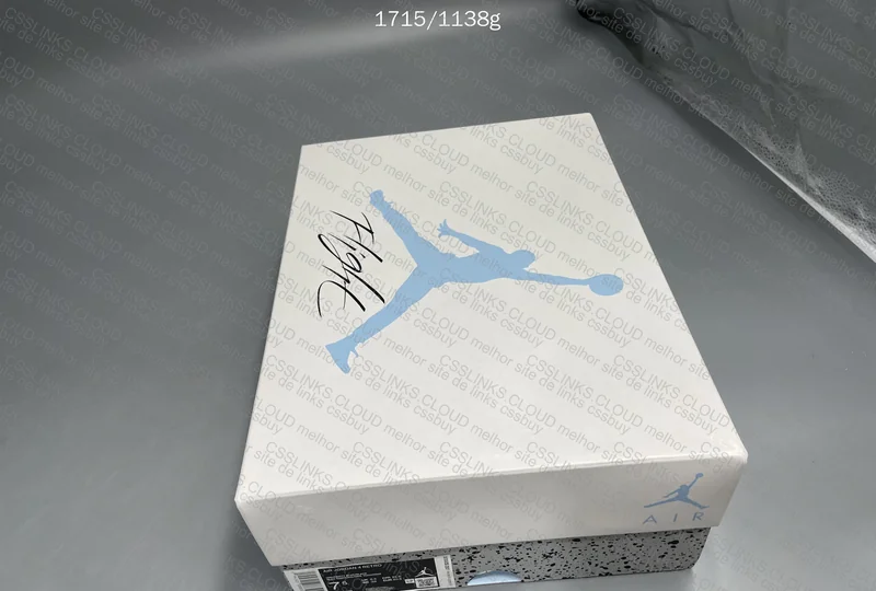 JORDAN 4 UNIVERSITY BLUE 10