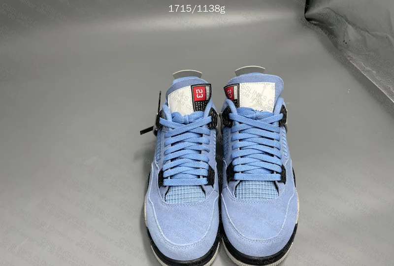 JORDAN 4 UNIVERSITY BLUE 3