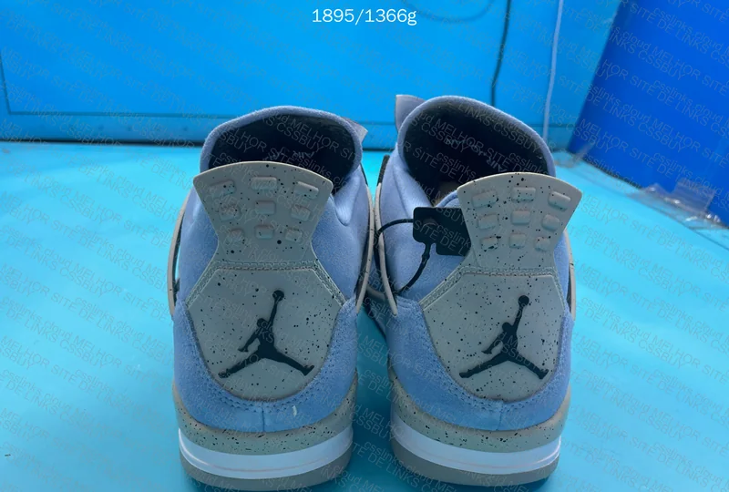 Jordan 4 University blue 4