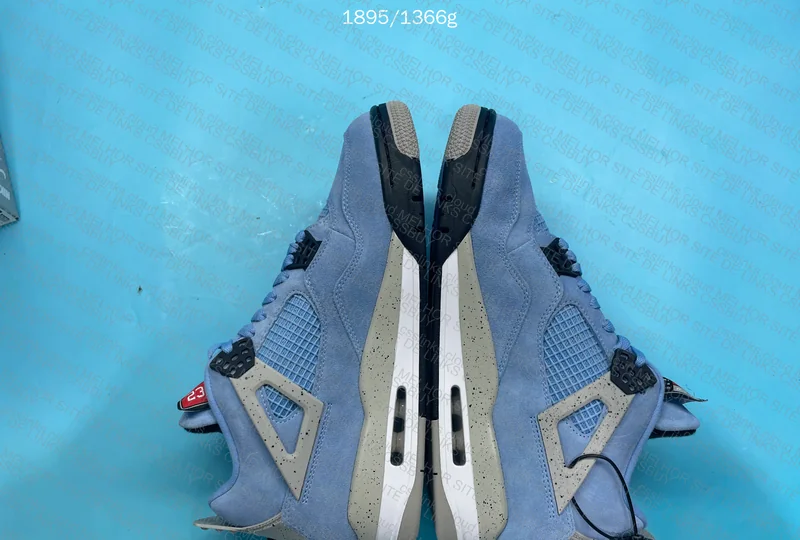 Jordan 4 University blue 6