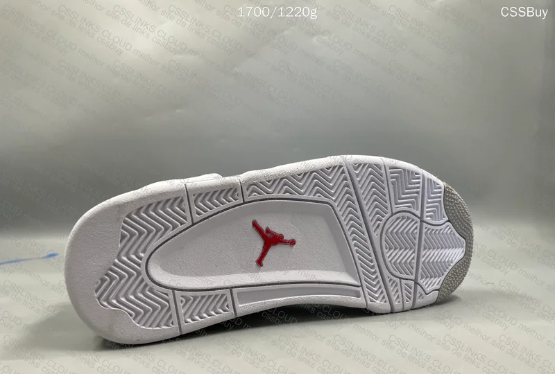 Jordan 4 WHITE OREO 3