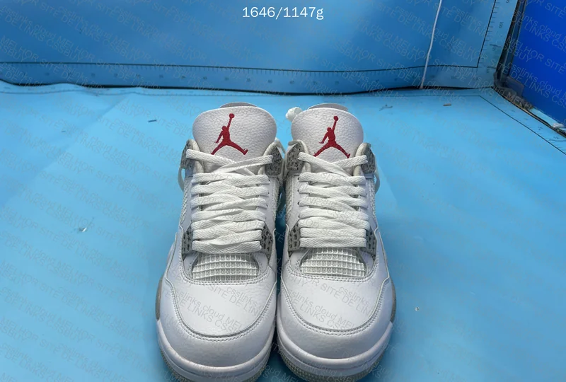 Jordan 4 White Oreo 3