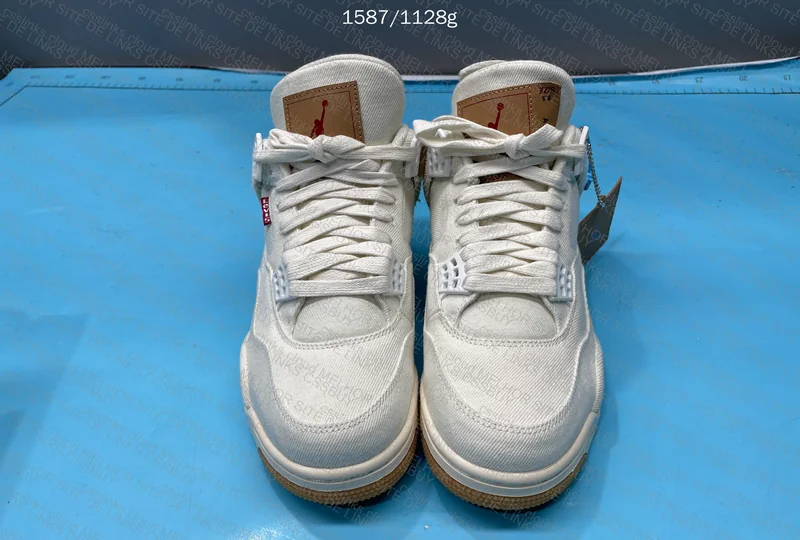Jordan 4 x Levis White Denim 2