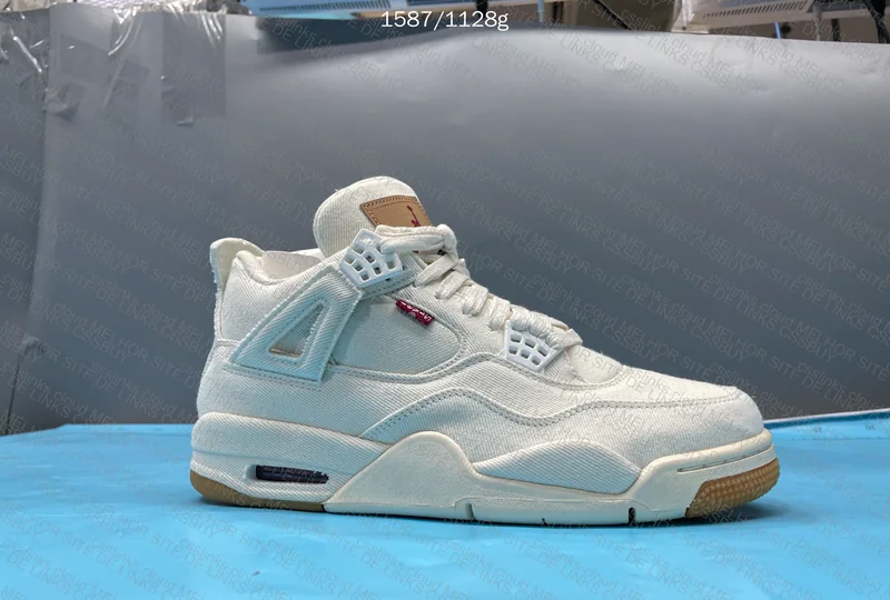 Jordan 4 x Levis White Denim 7