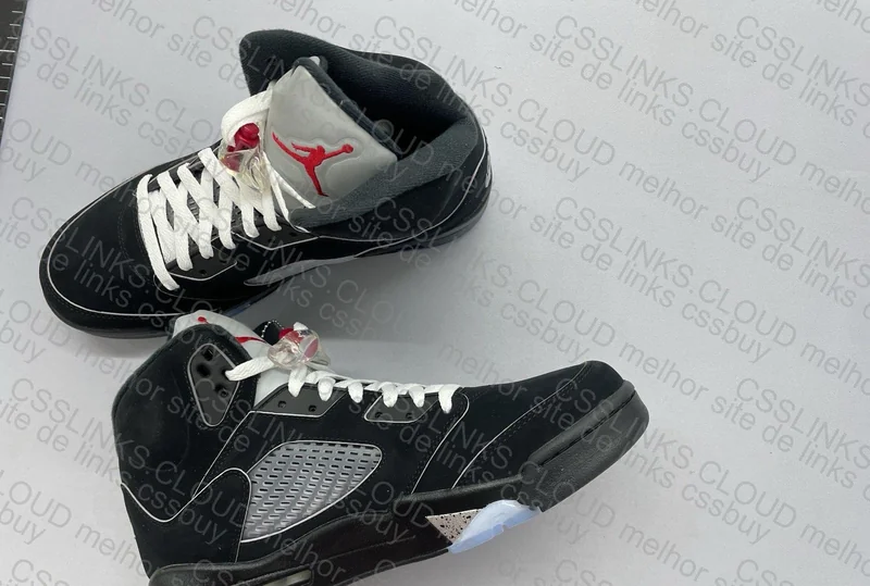 Jordan 5 Black Metalic 2