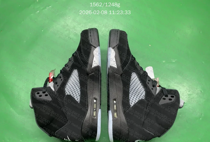 Jordan 5 black metallic 2016 4