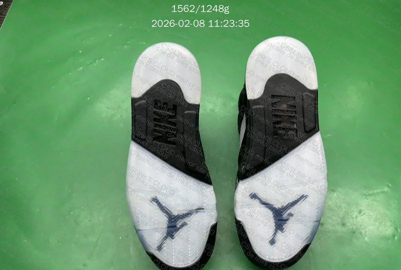 Jordan 5 black metallic 2016 7