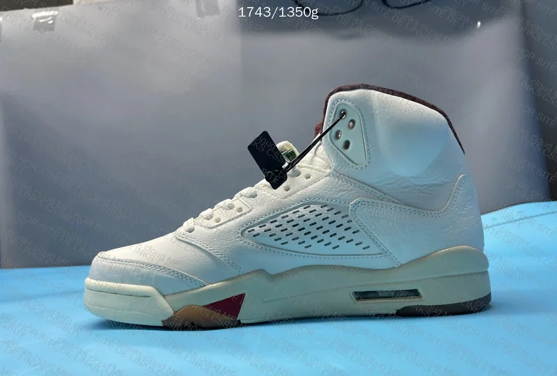 Jordan 5 “ El Grito “ 4