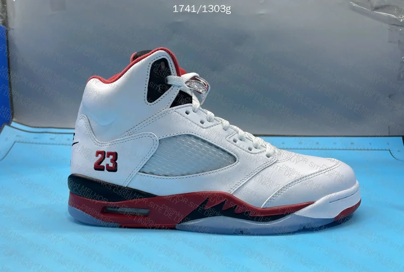 Jordan 5 Fire Red 4