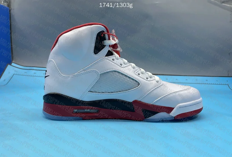 Jordan 5 Fire Red 7