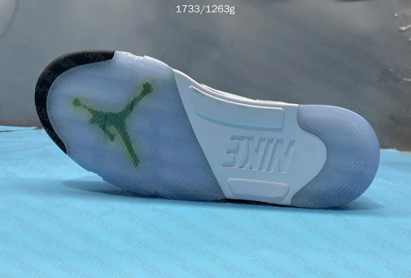 Jordan 5 Grape 4
