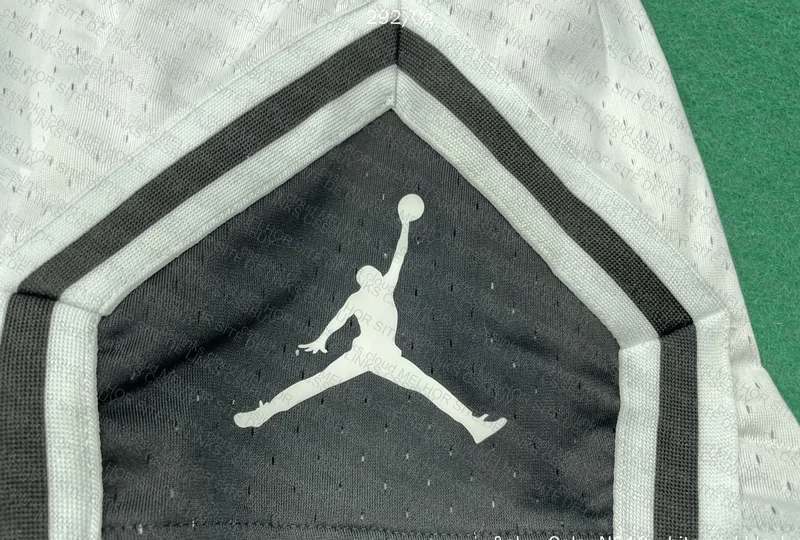 Jordan Diamond 3
