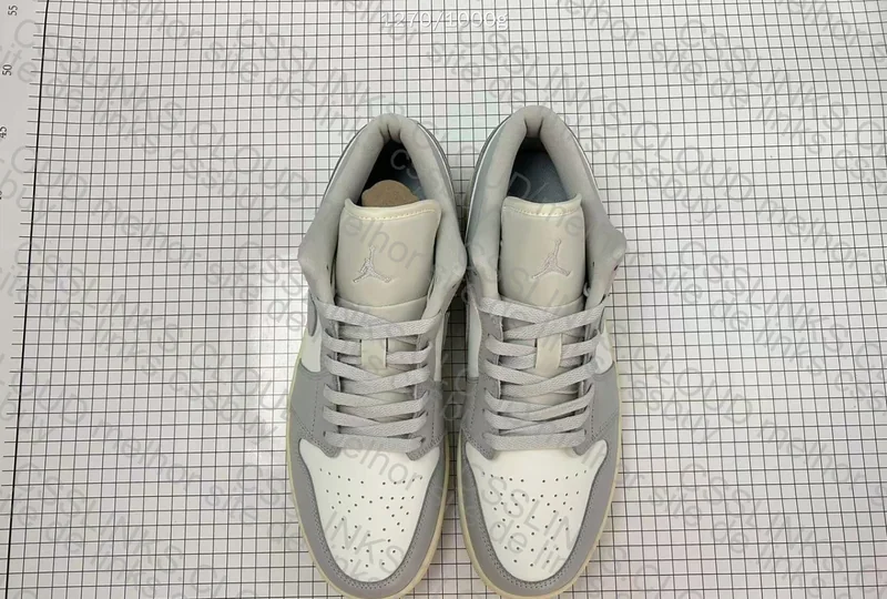 Jordan Grey 4