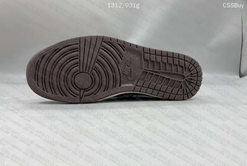 Jordan Low Travis Scott Mocha 7