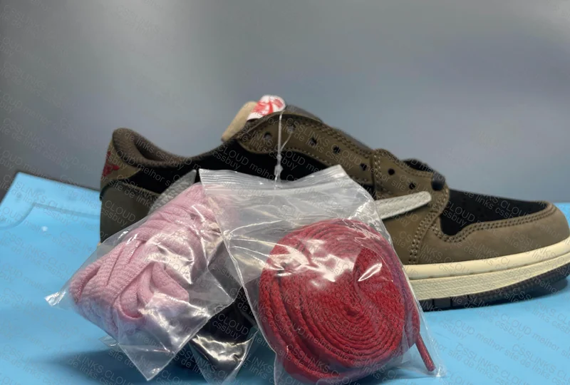 Jordan Low x Travis scott dark moca