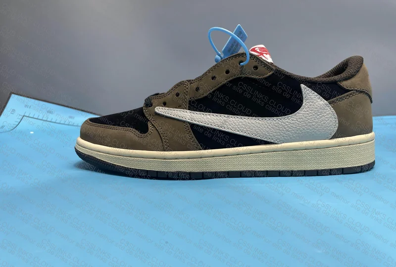 Jordan Low x Travis scott dark moca 2