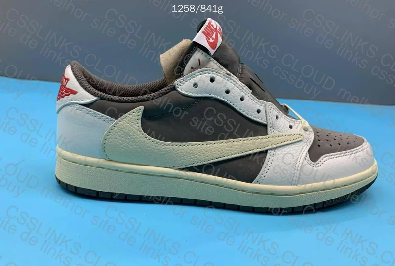 Jordan x Travis Scott Reverse Mocha 2