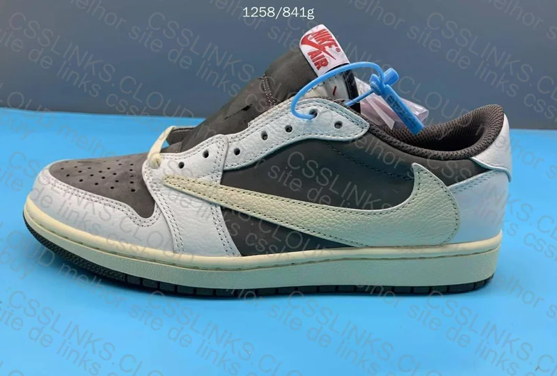 Jordan x Travis Scott Reverse Mocha 4