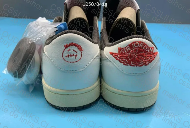 Jordan x Travis Scott Reverse Mocha 6