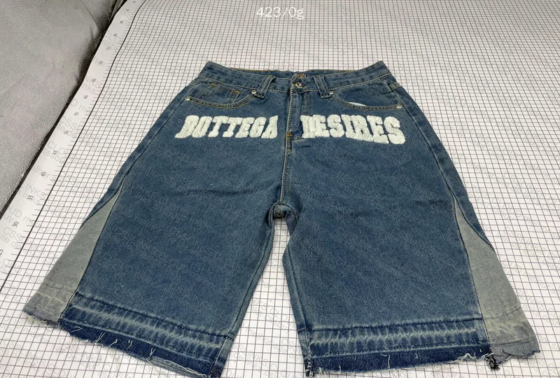 Jorts Bottega Desires 3