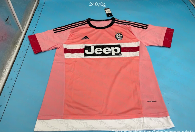 Juventus Retro 2015-2016 2