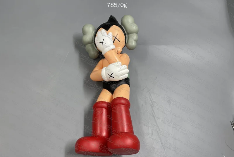Kaws astro boy 37cm 2
