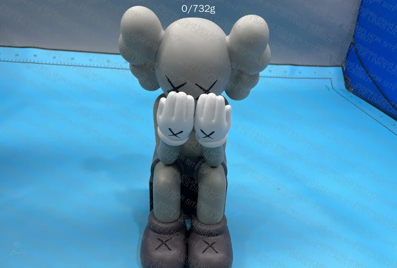 Kaws - blind box