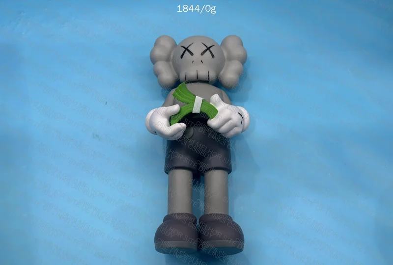 Kaws- blind box 4