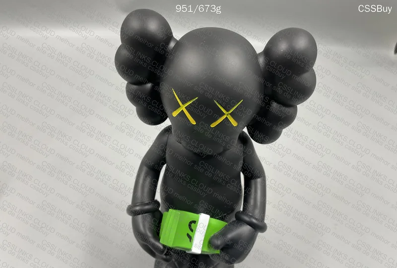Kaws Counting Envelope 2