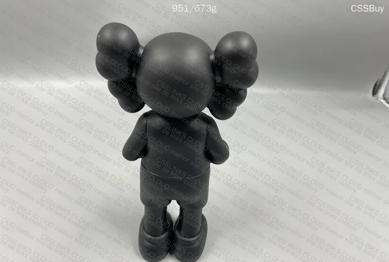 Kaws Counting Envelope 3