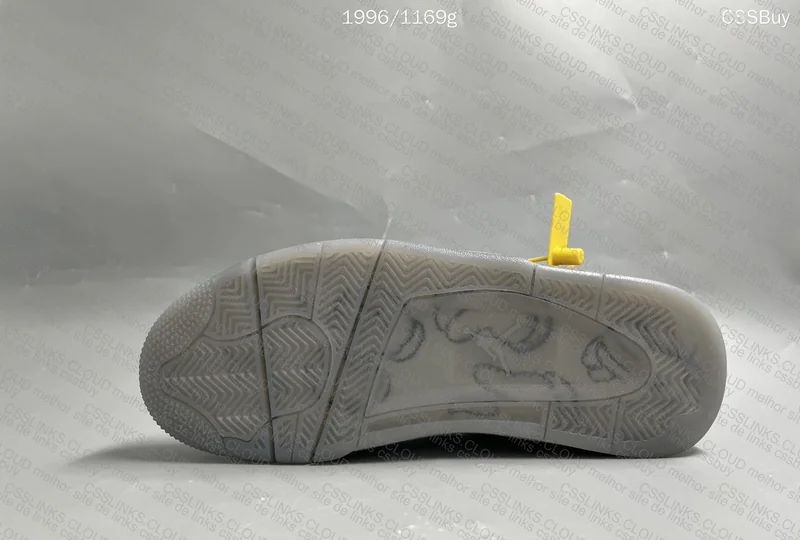 KAWS x Air Jordan 4 Retro Cool Grey 4