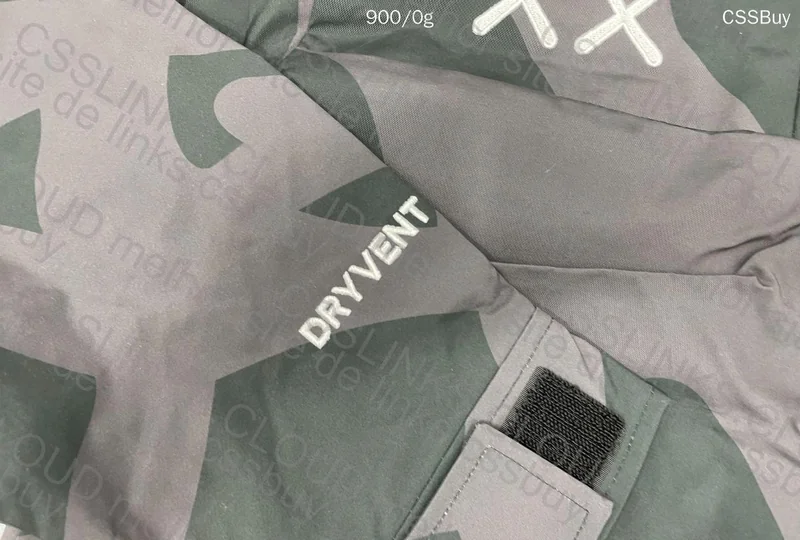 KAWS x The North Face Retro 1986 Mountain Jacket 7
