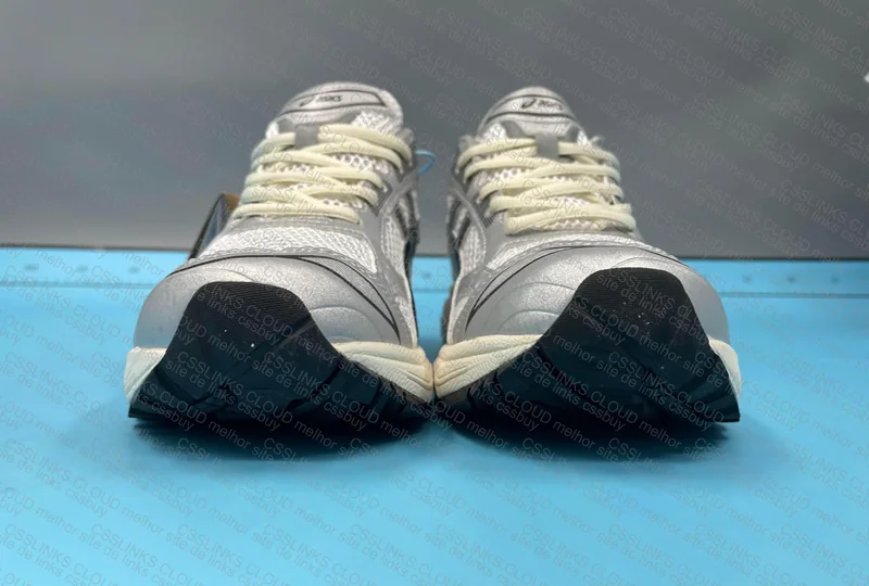 kayano asics 14 silver black 2