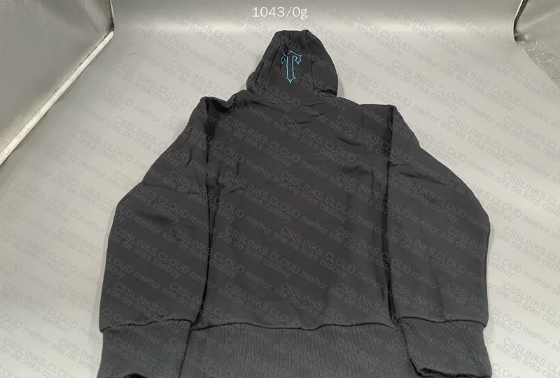 Random GOAT Trapstar Kit 5
