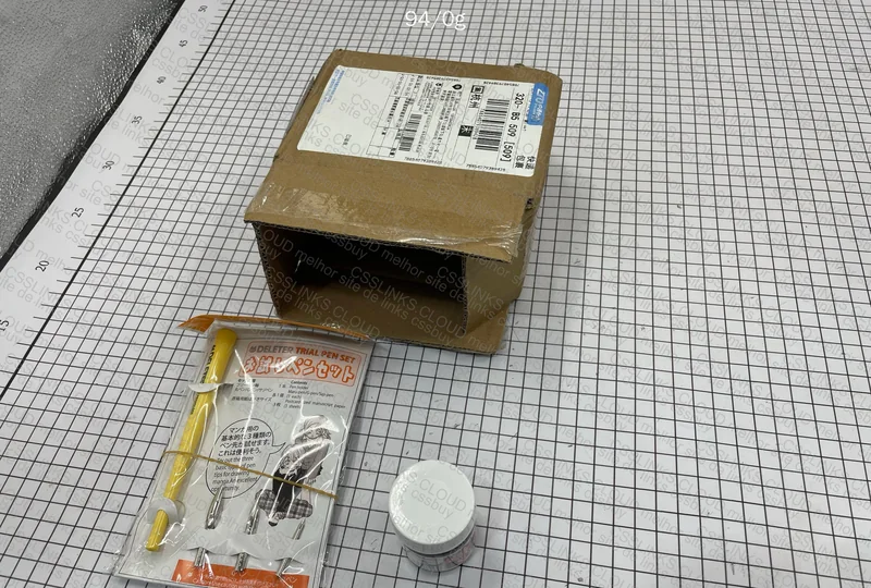 Deleter Fountain Pen and Ink Kit 7