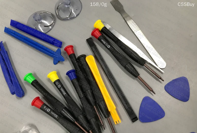 28-Piece Mobile Phone Maintenance Kit 4