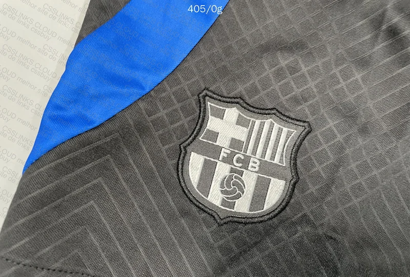 Barcelona Kit 5