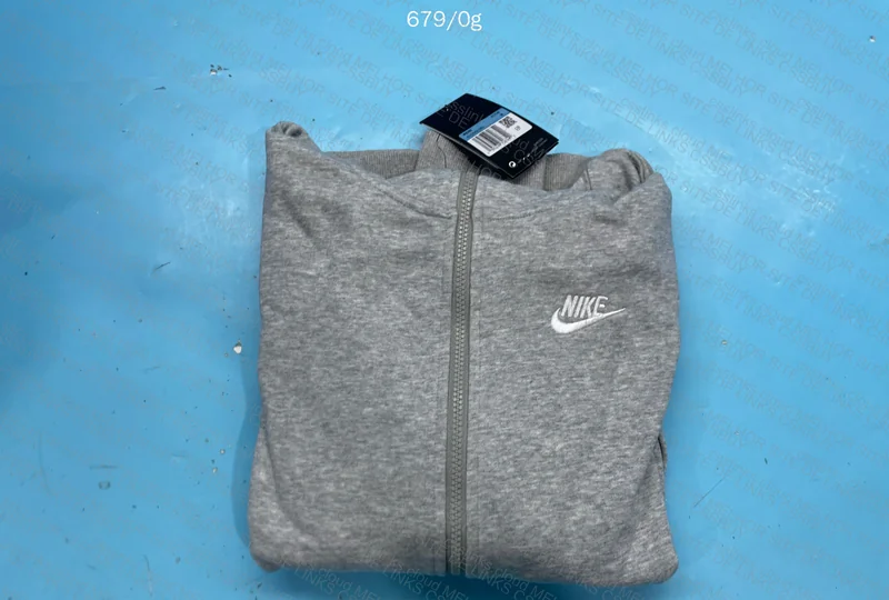 Nike Gray Sweatshirt Kit