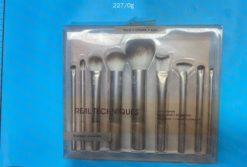 Real Techniques Makeup Brushes Kit