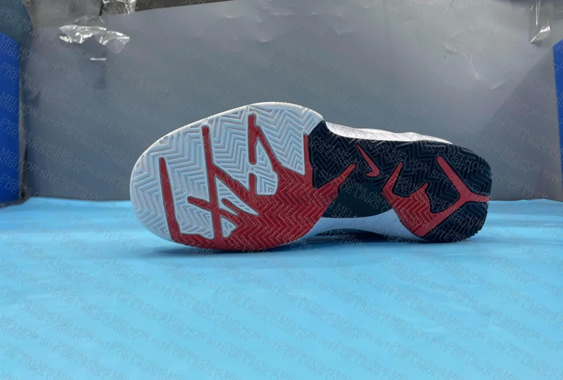 Kobe 4, 69y 3