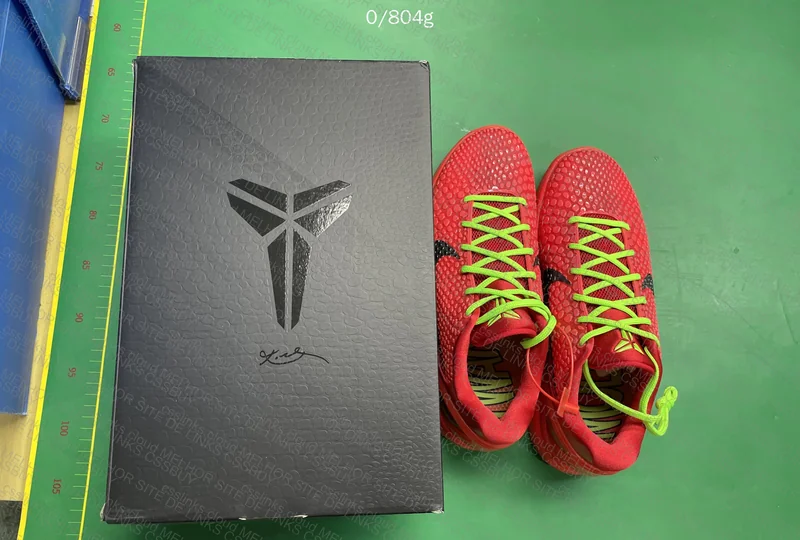 Kobe 6 Reversed Grinch Batch GX