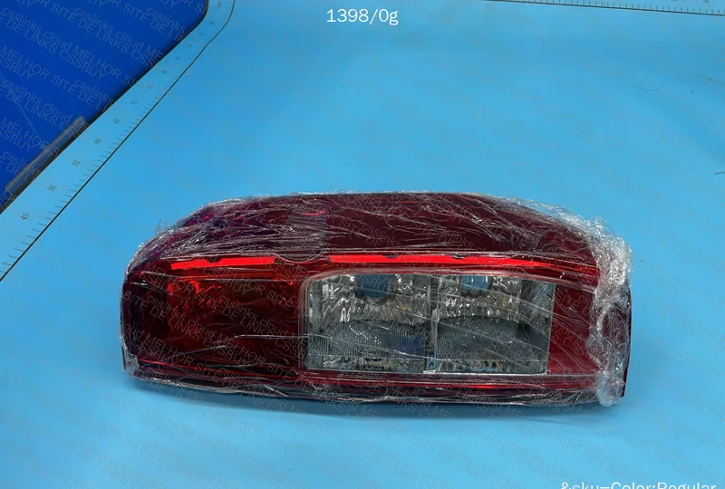 Lanterna traseira direita Nissan Frontier 2.5 2008 a 2016 2
