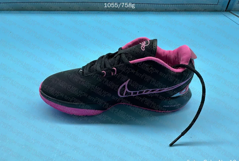 Lebron 21 Black Pink 4