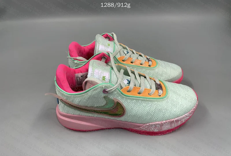 LeBron XX “Time Machine”